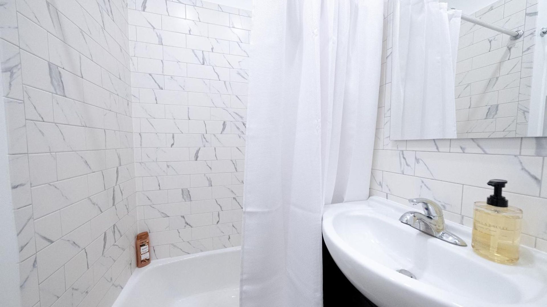 Brand New 3br 2ba Next To Park, Elevator Apartment