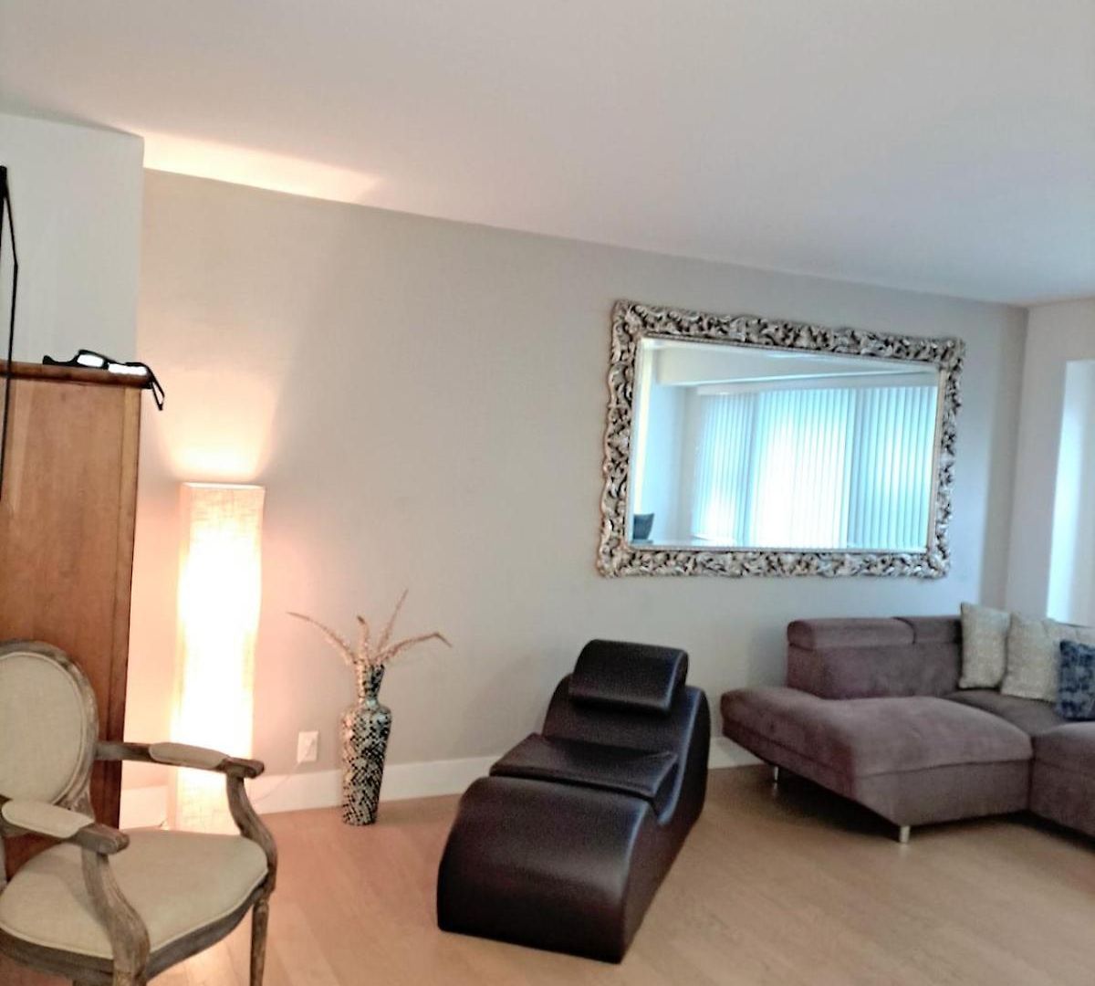 Piece Of Mind In Harlem Apartment New York