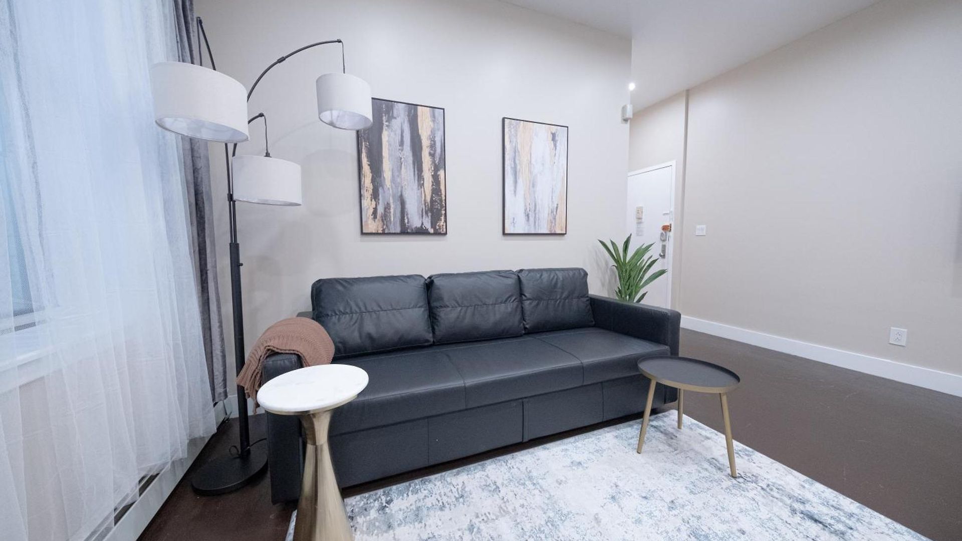 Brand New 3br 2ba Next To Park, Elevator Apartment