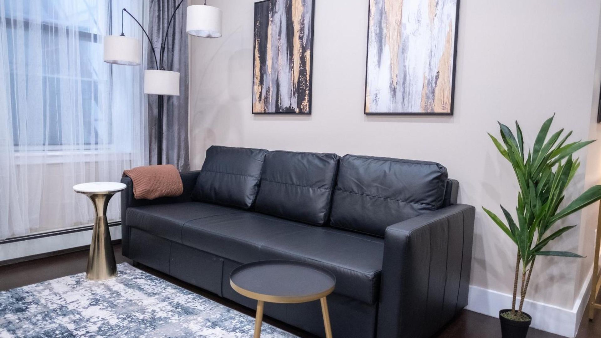 Brand New 3br 2ba Next To Park, Elevator
