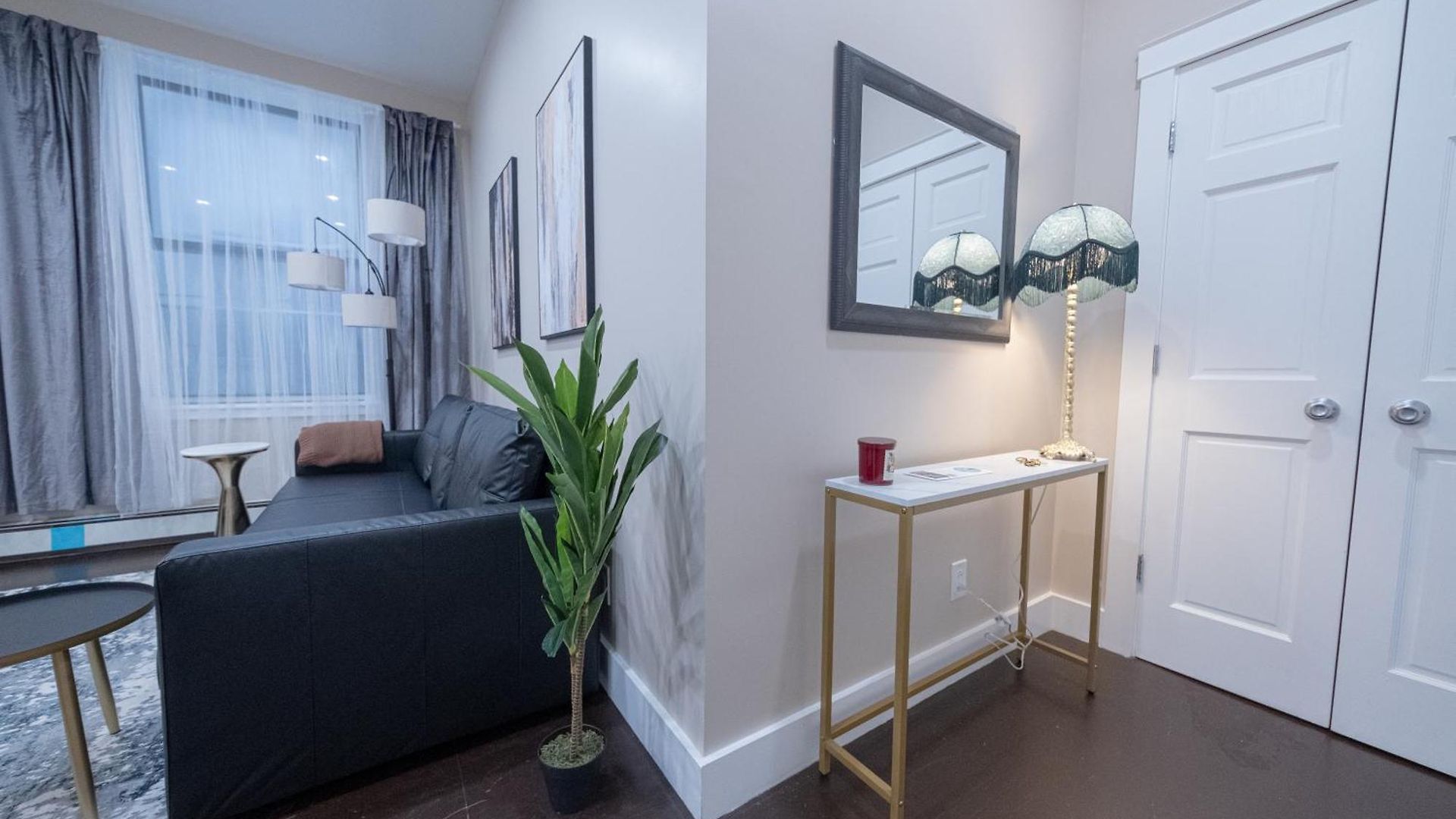 Apartment Brand New 3br 2ba Next To Park, Elevator