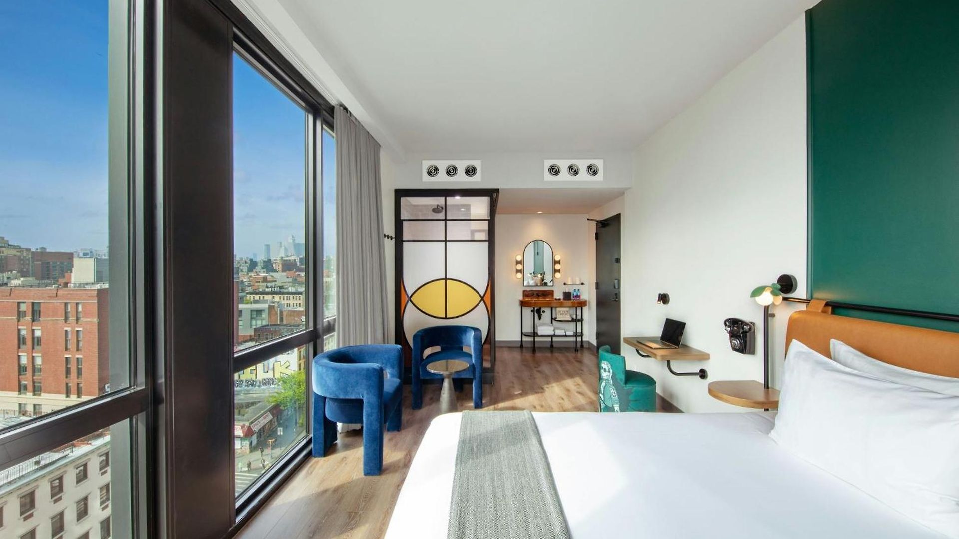 Moxy Nyc Lower East Side Hotel