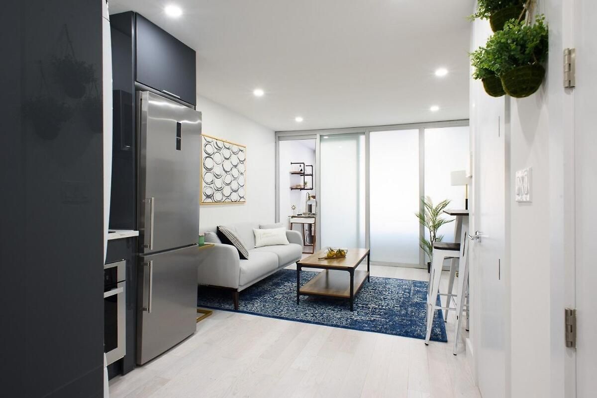 75-2c Furnished 1br W D Elev Wd Park Apartment *