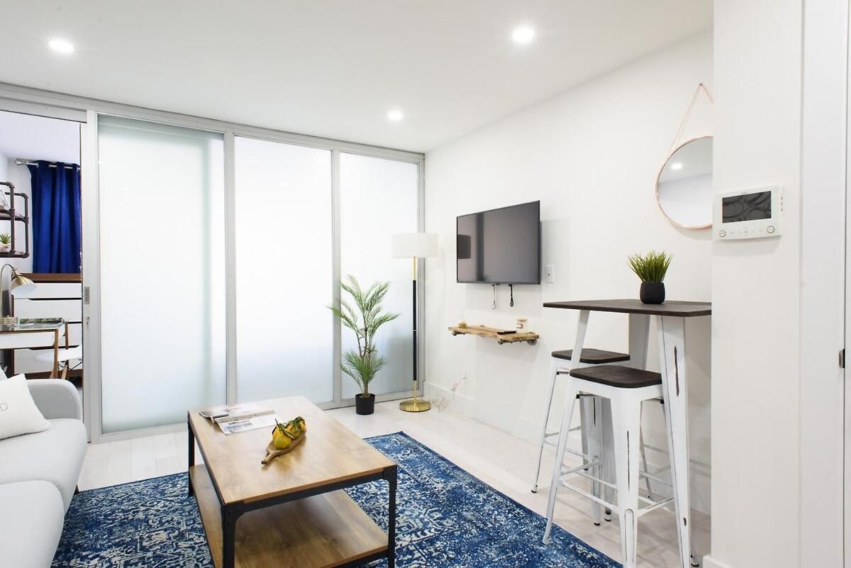 Apartment 75-2c Furnished 1br W D Elev Wd Park *