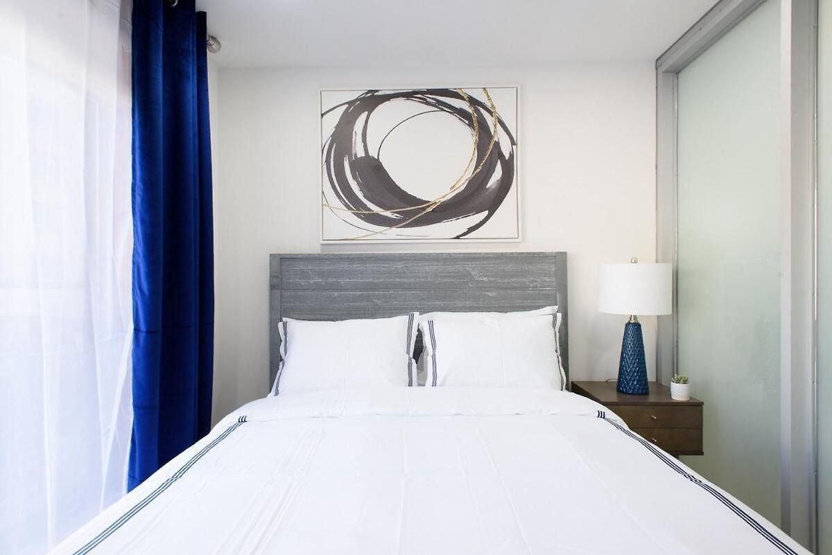 Apartment 75-2c Furnished 1br W D Elev Wd Park *