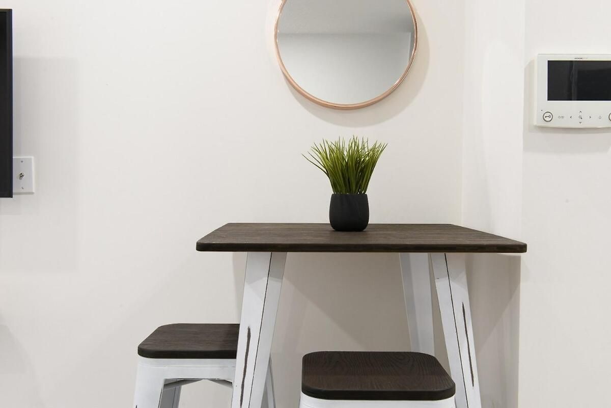 75-2c Furnished 1br W D Elev Wd Park *