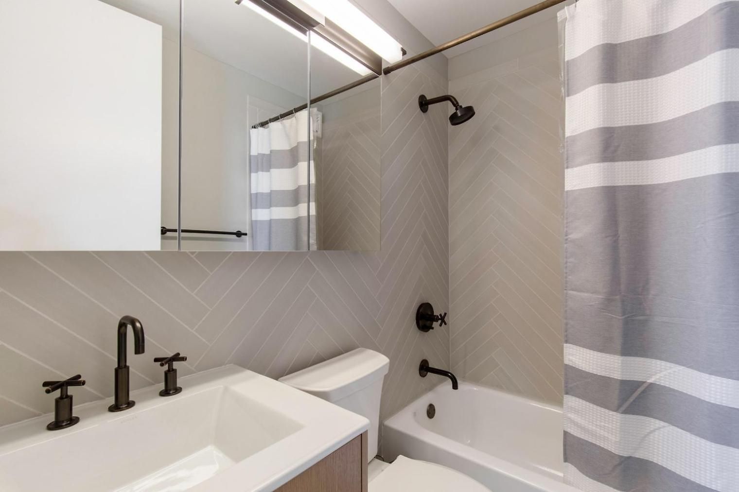 Apartment Hells Kitchen 1br W Gym Doorman Lounge Nyc-249