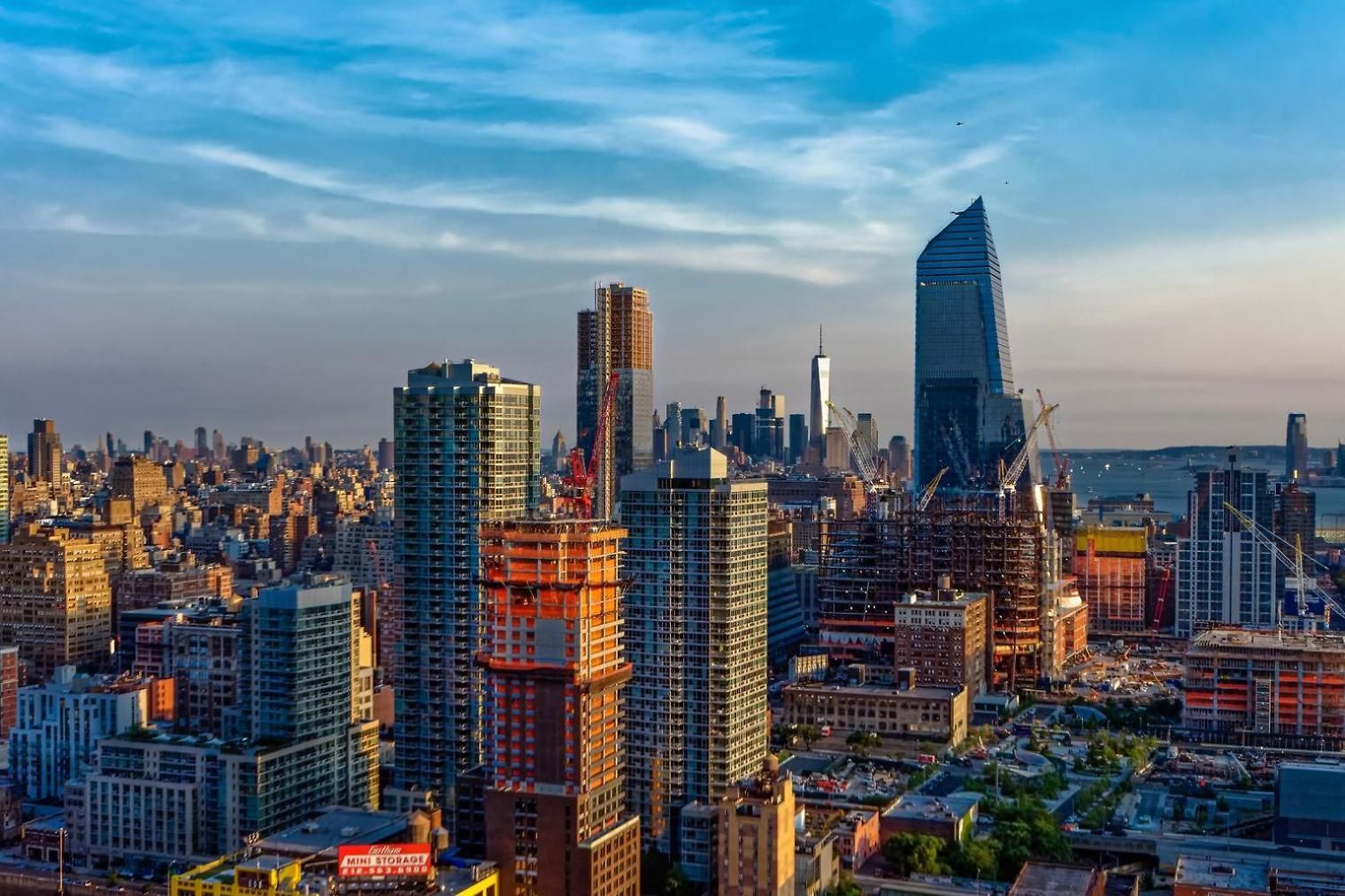 Hells Kitchen 1br W Gym Doorman Lounge Nyc-249 Apartment New York