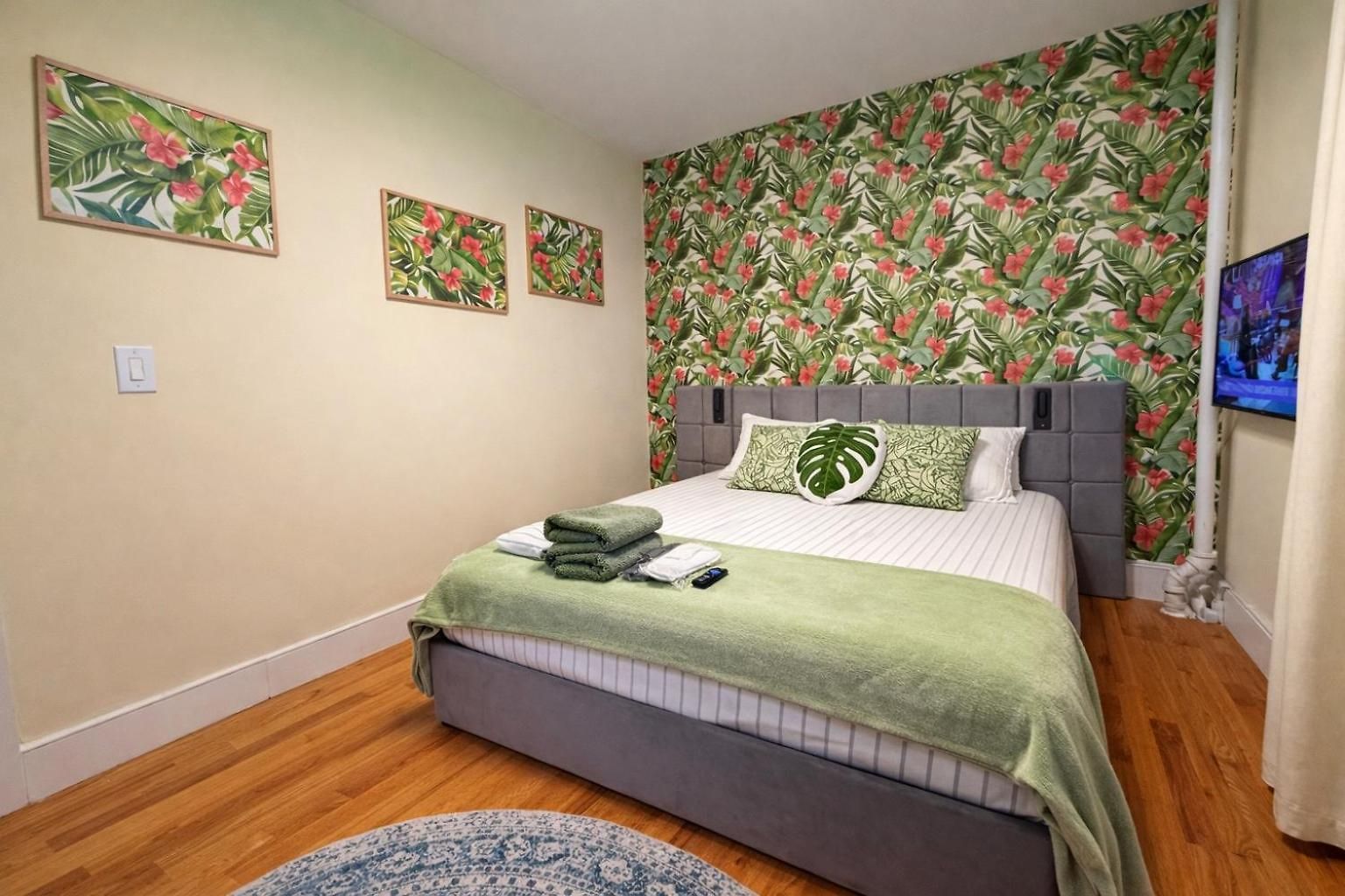 Tropical Style In Geusthouse Apartment *