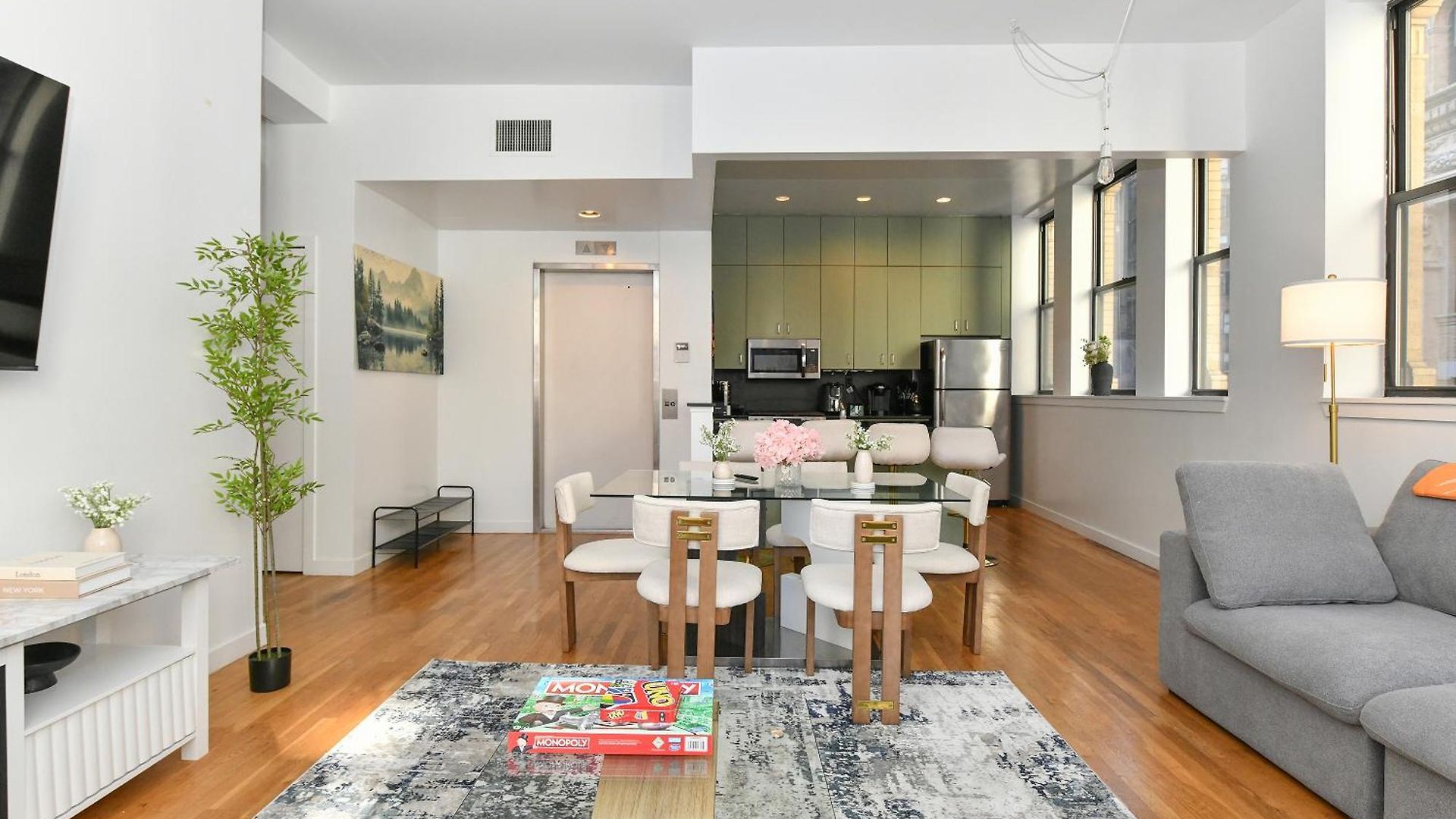 Luxury 3 Bedroom Retreat In Downtown Manhattan Apartment