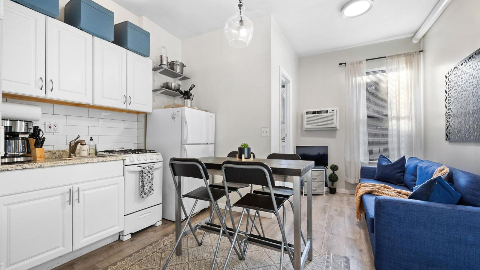 Lovely 2bed And 2bath With Unbeatable Location Apartment New York