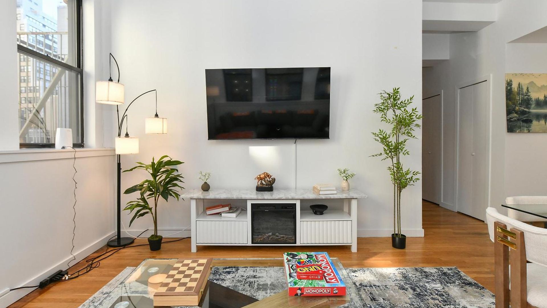 Luxury 3 Bedroom Retreat In Downtown Manhattan Apartment