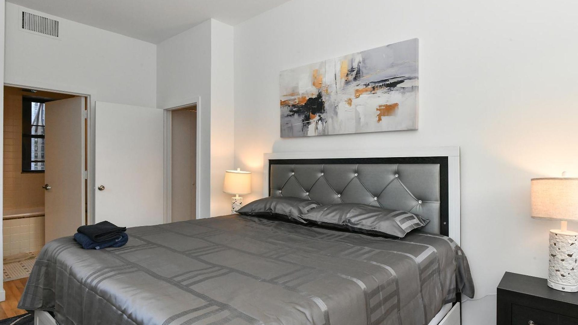 Apartment Luxury 3 Bedroom Retreat In Downtown Manhattan New York
