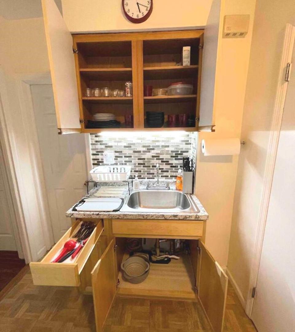 Entire Beautiful 1br For You! R * New York
