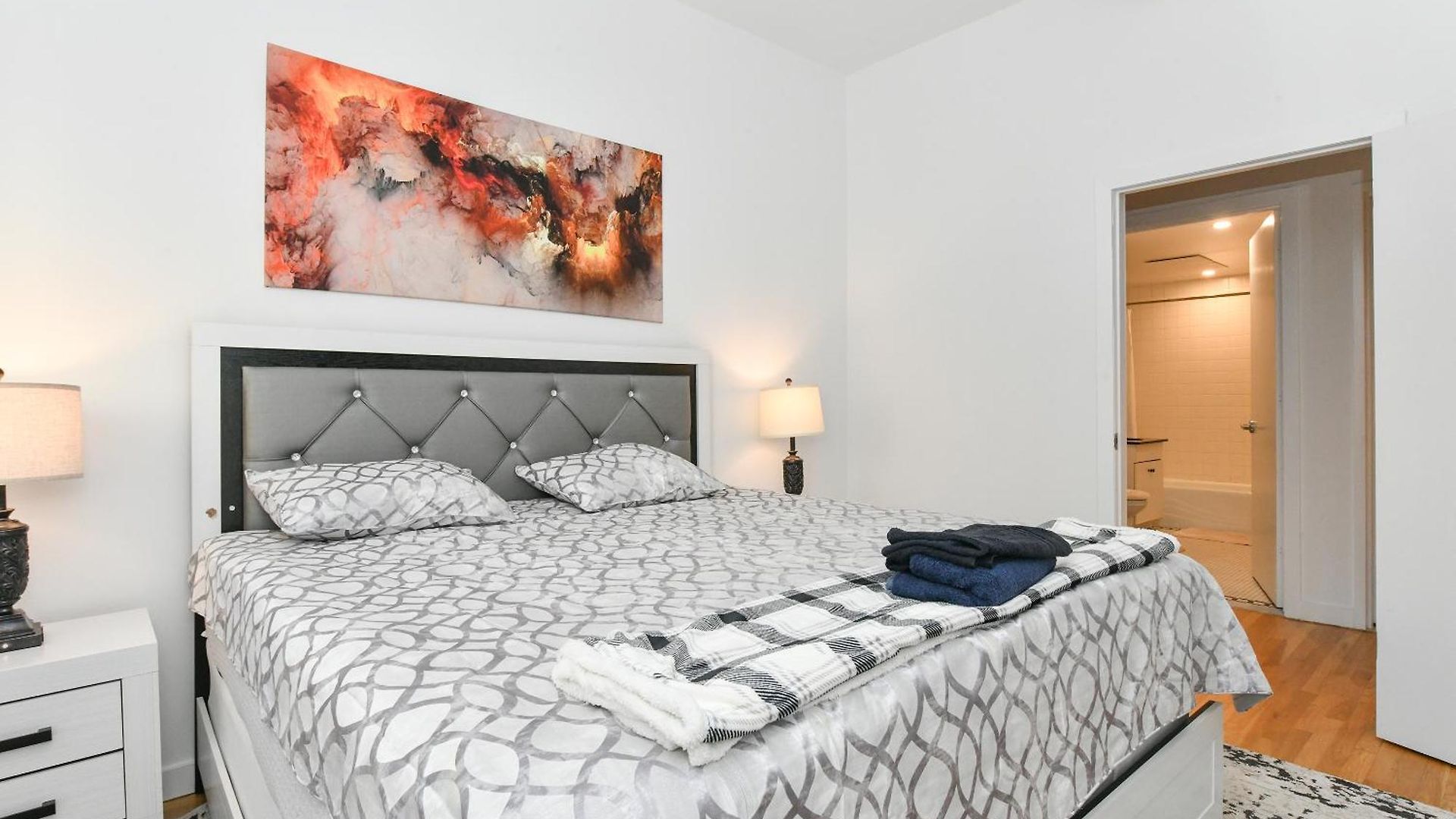 Luxury 3 Bedroom Retreat In Downtown Manhattan New York