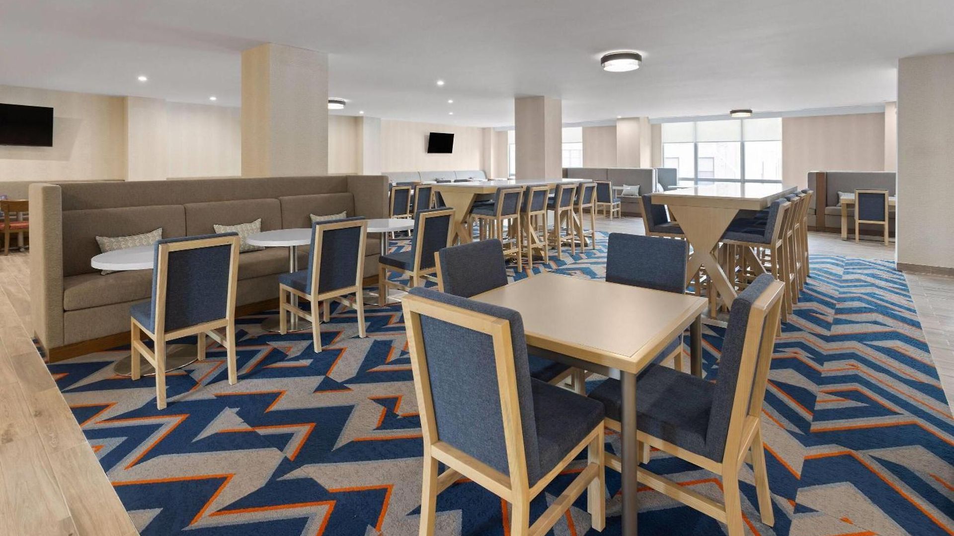 Hotel La Quinta & By Wyndham Queens Nyc Jfk Airtrain