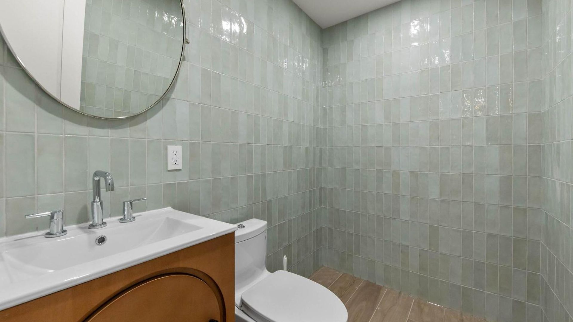 10-1 Stylish Townhouse Oasis In Greenpoint Holiday home New York
