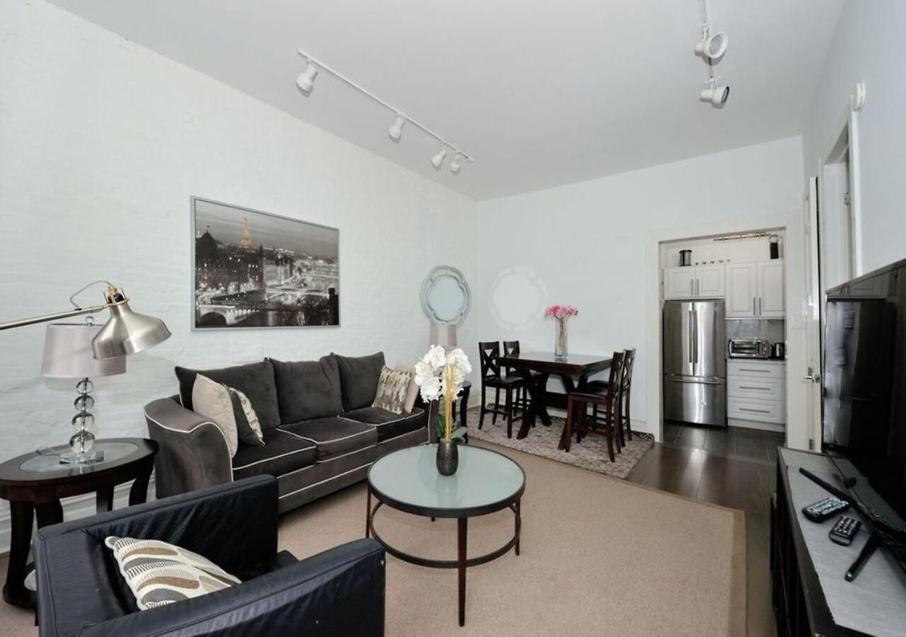 Apartment 1br Gem! Close To Park!, June To Aug 90 Days Required