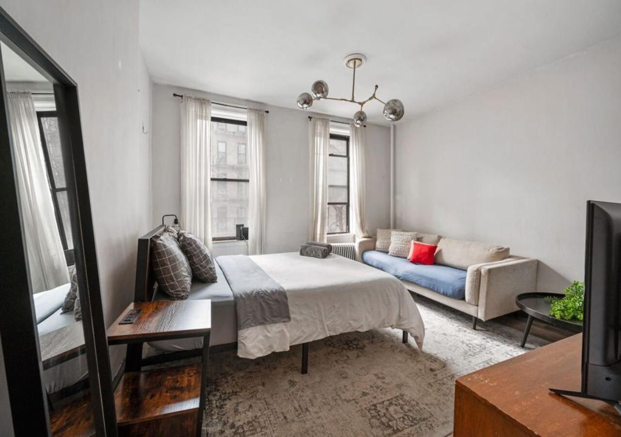 Prime Murray Hill 2 Bedroom Gem, June To Aug 90 Days Required Apartment *