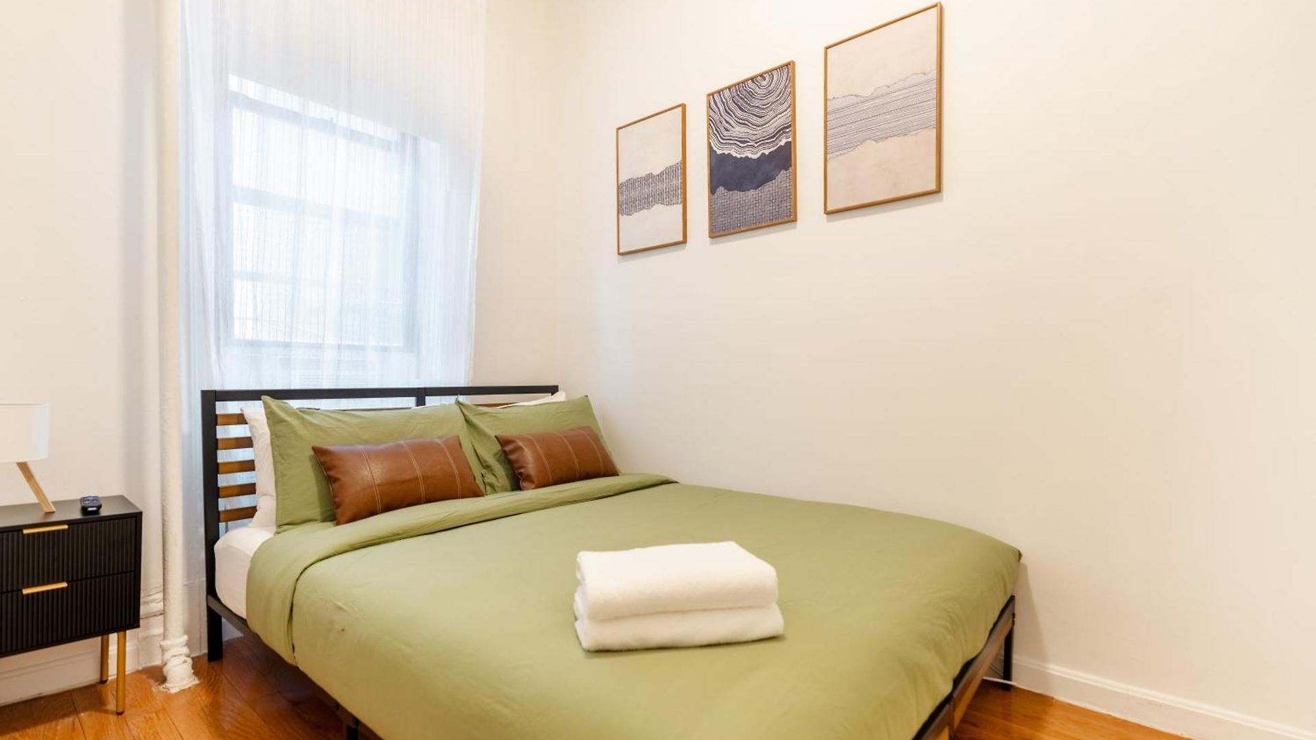 Apartment Aura Style 3bd At Times Square Manhattan New York