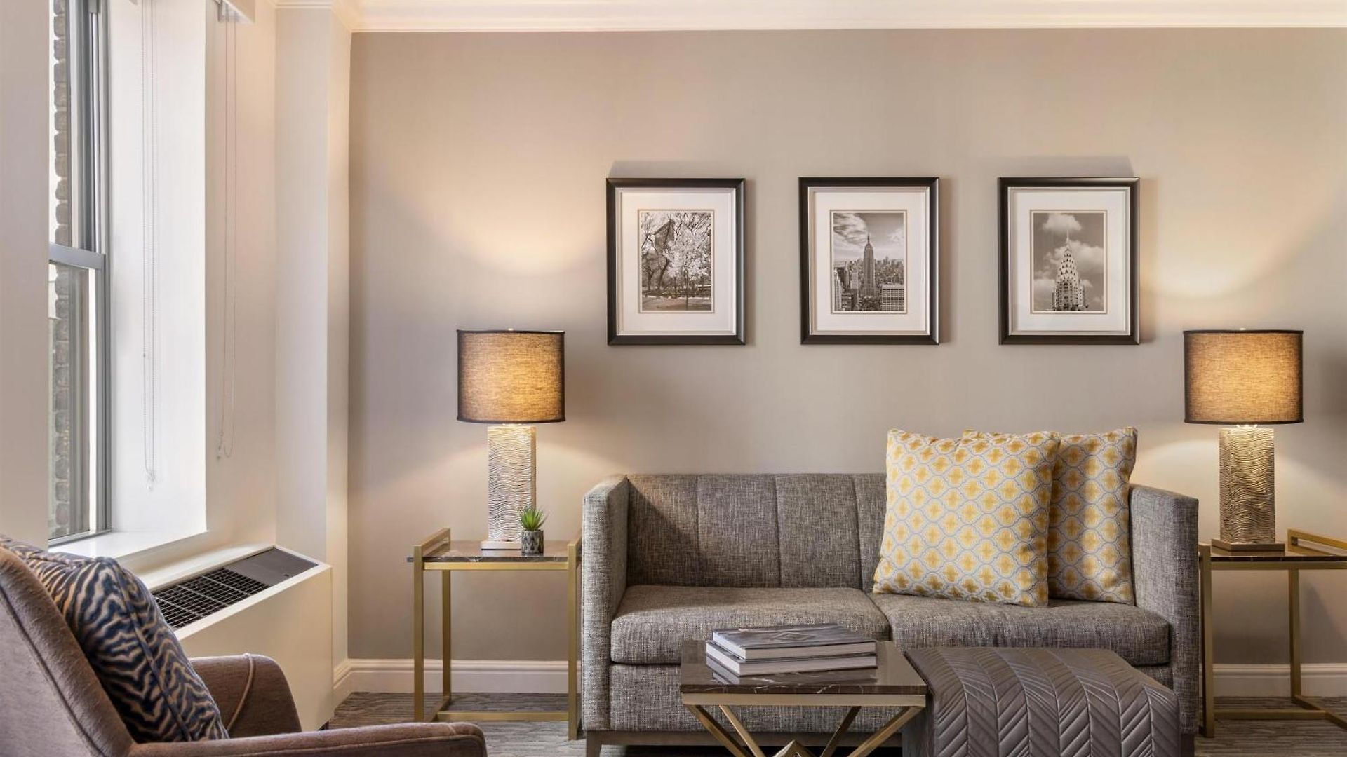 Hotel Martinique On Broadway, Curio Collection By Hilton 4*