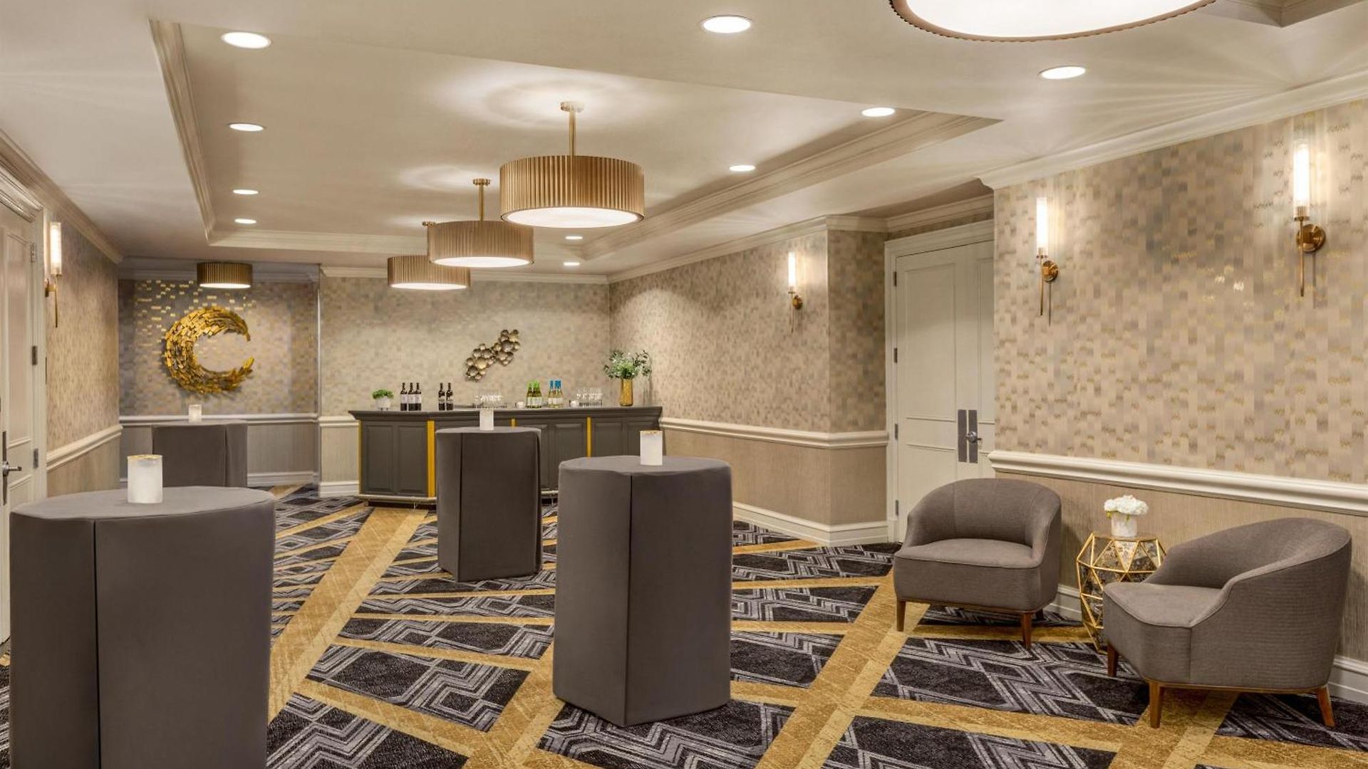 Martinique On Broadway, Curio Collection By Hilton