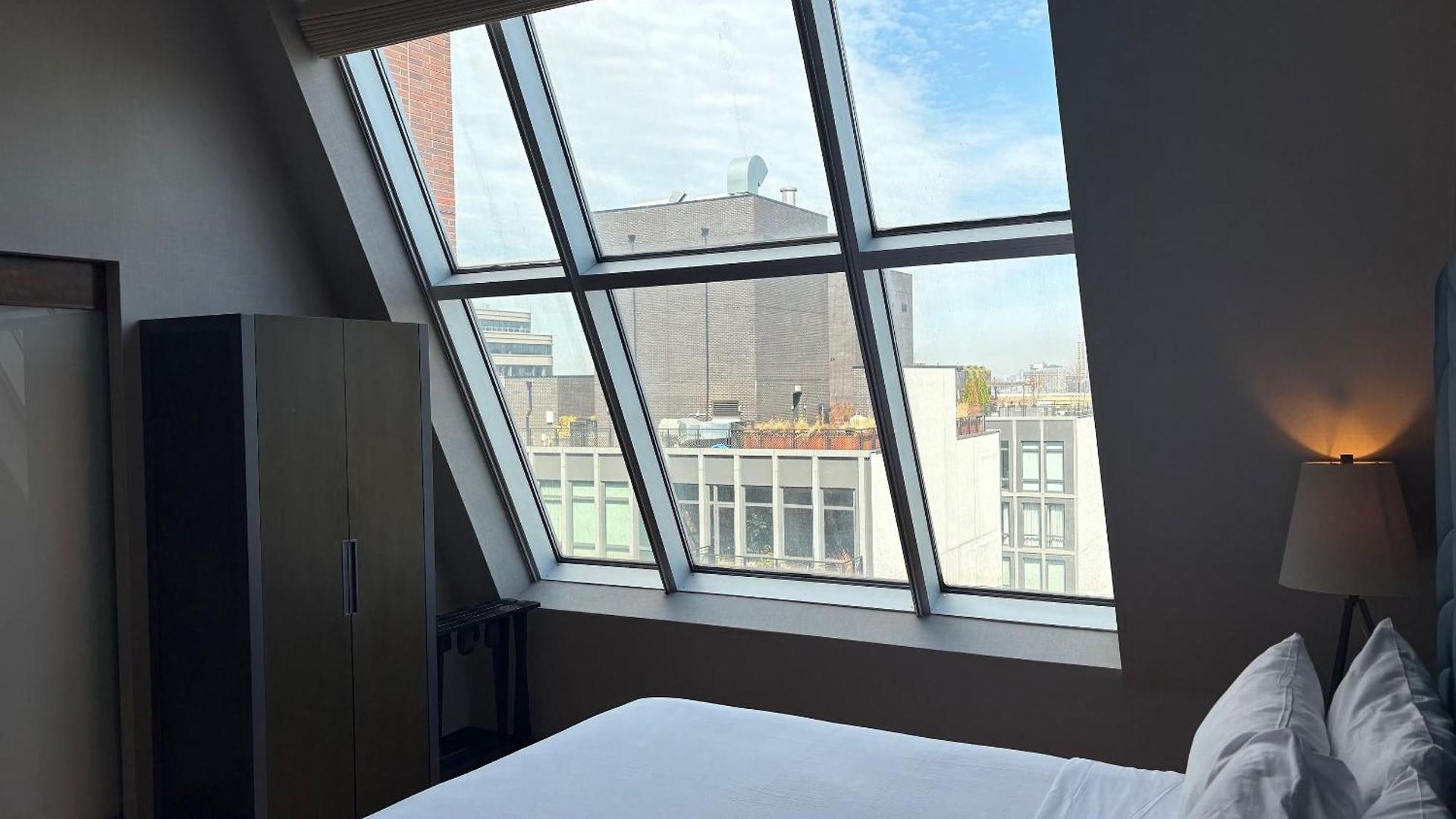 Four Points By Sheraton Manhattan Soho Village Hotel New York
