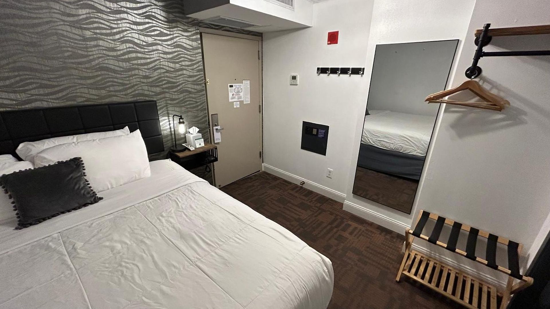 Richland Les Hotel