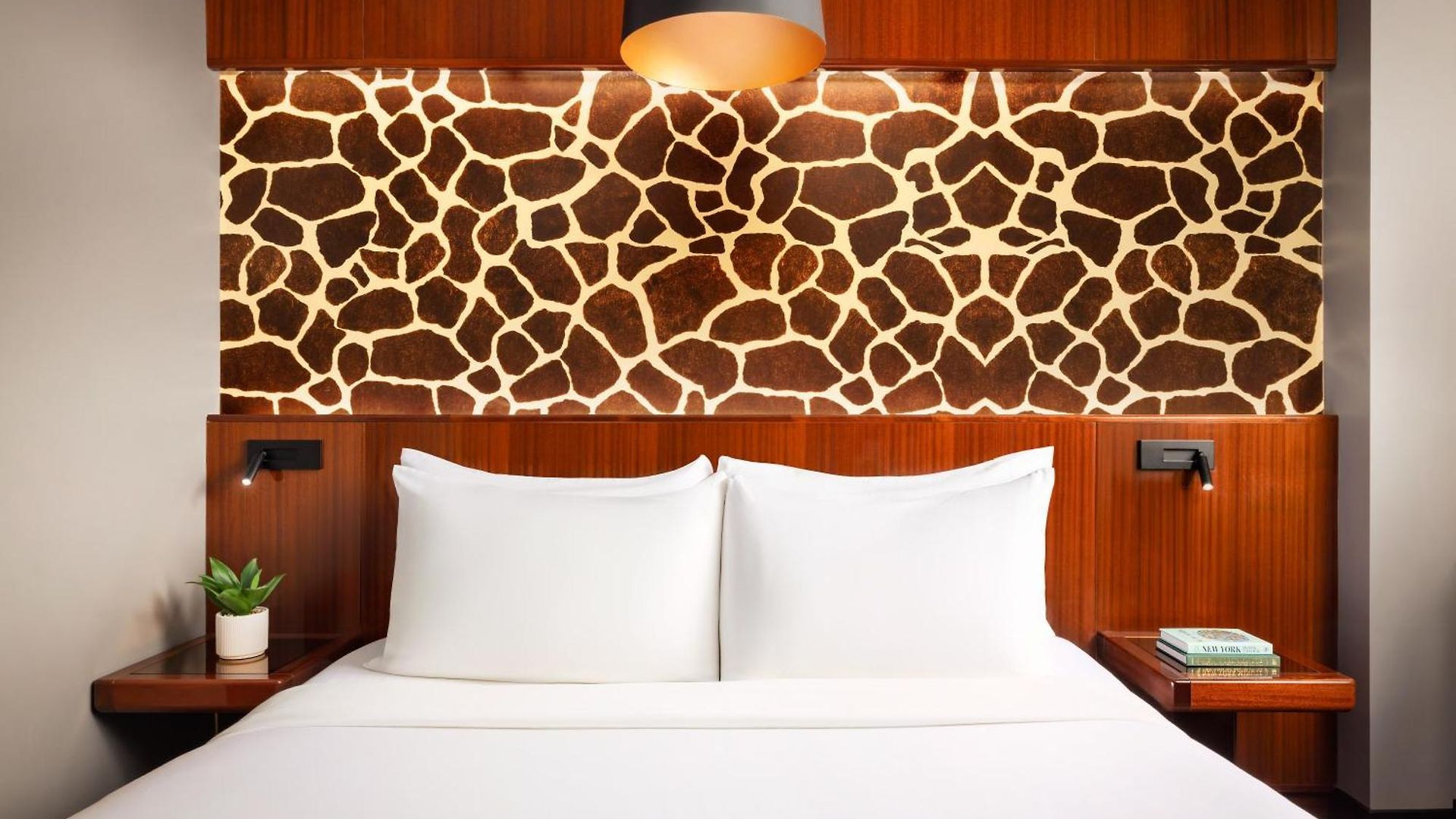 Hendricks Hotel 4*