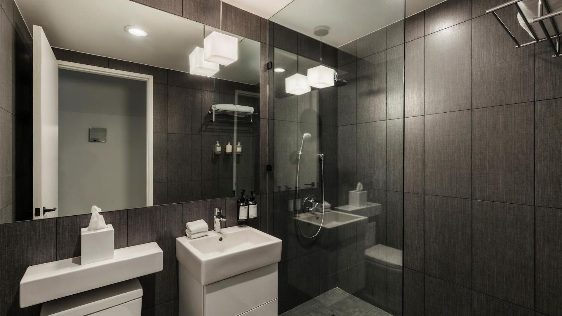The William Midtown,
