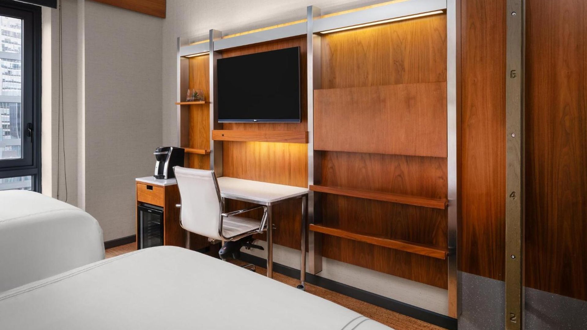 Even - Midtown East By Ihg Hotel 4*