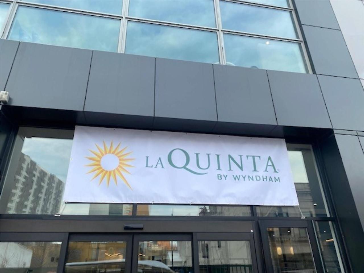 La Quinta & By Wyndham Queens Nyc Jfk Airtrain Hotel