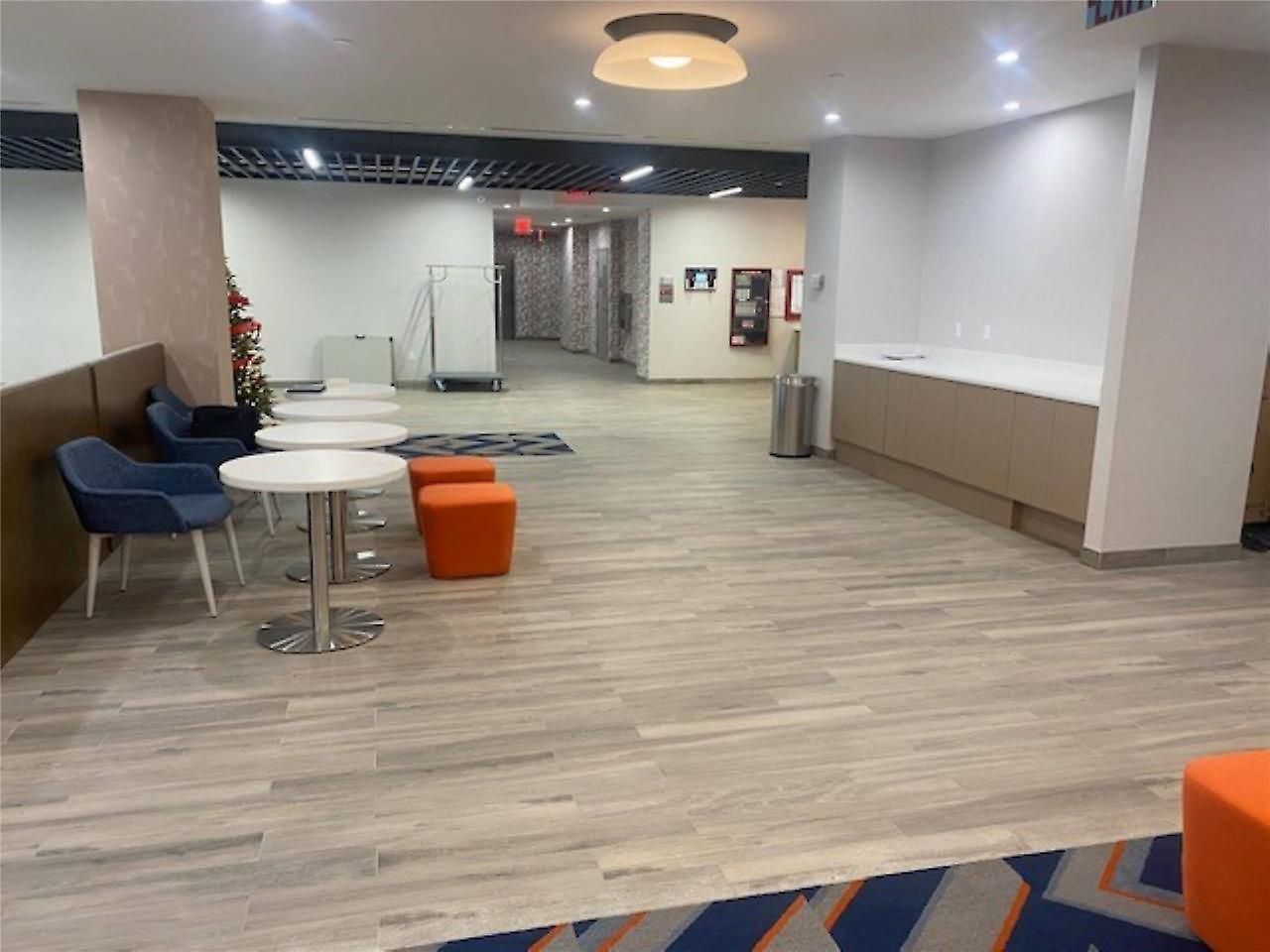 Hotel La Quinta & By Wyndham Queens Nyc Jfk Airtrain