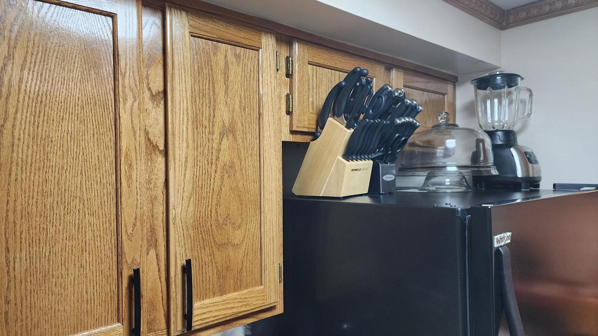 Two-bedroom Serviced Apartment: High-speed Wi-fi & Bi-monthly Housekeeping New York