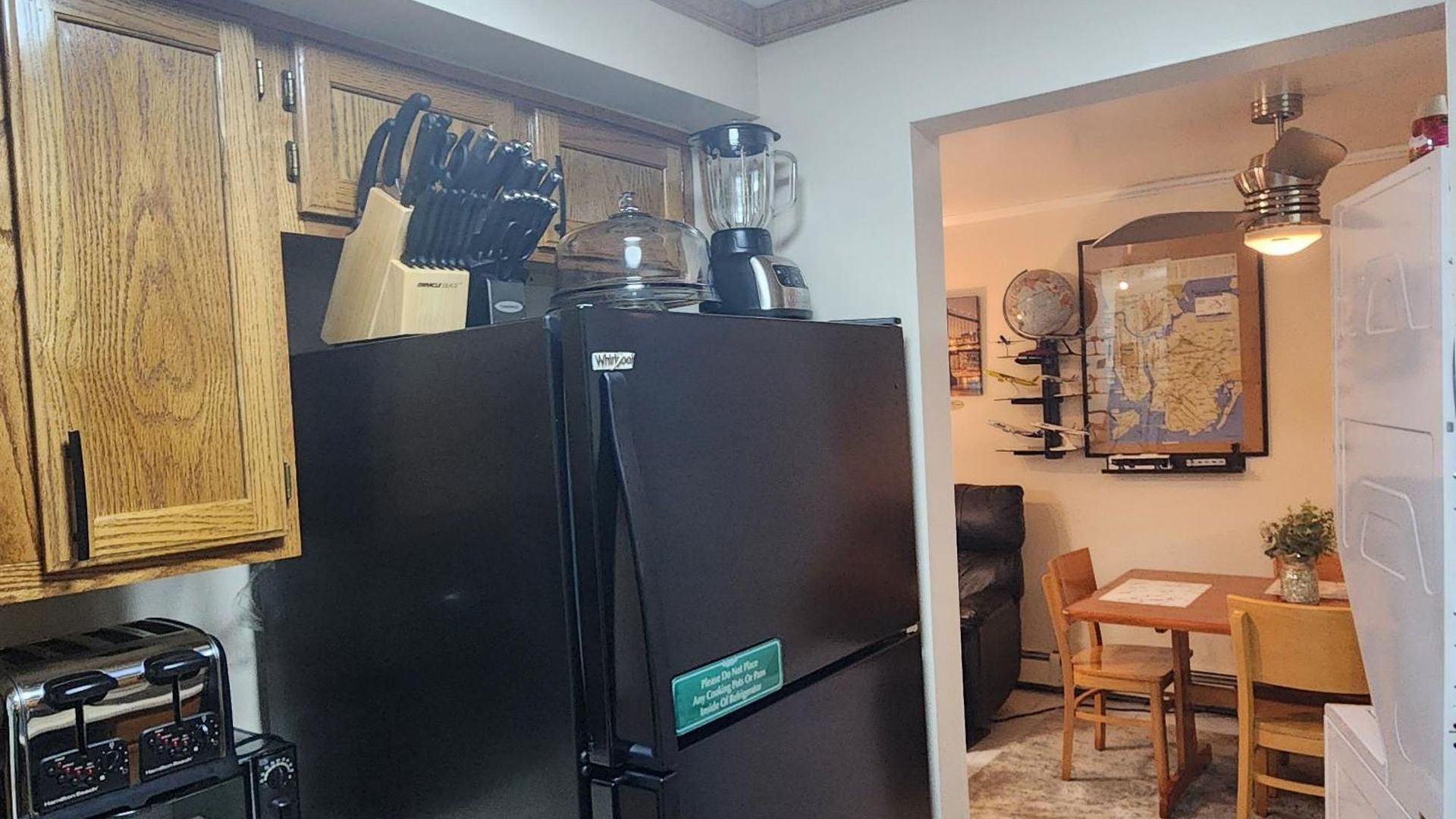 Apartment Two-bedroom Serviced Apartment: High-speed Wi-fi & Bi-monthly Housekeeping