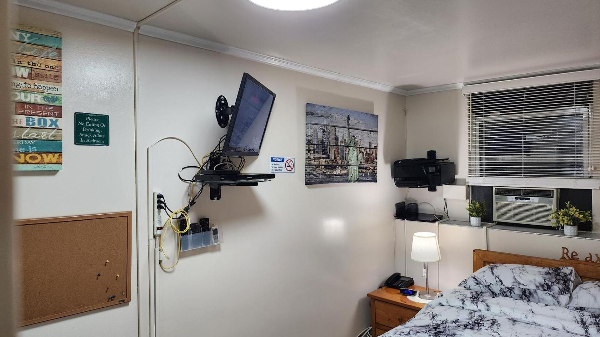 Apartment Two-bedroom Serviced Apartment: High-speed Wi-fi & Bi-monthly Housekeeping *