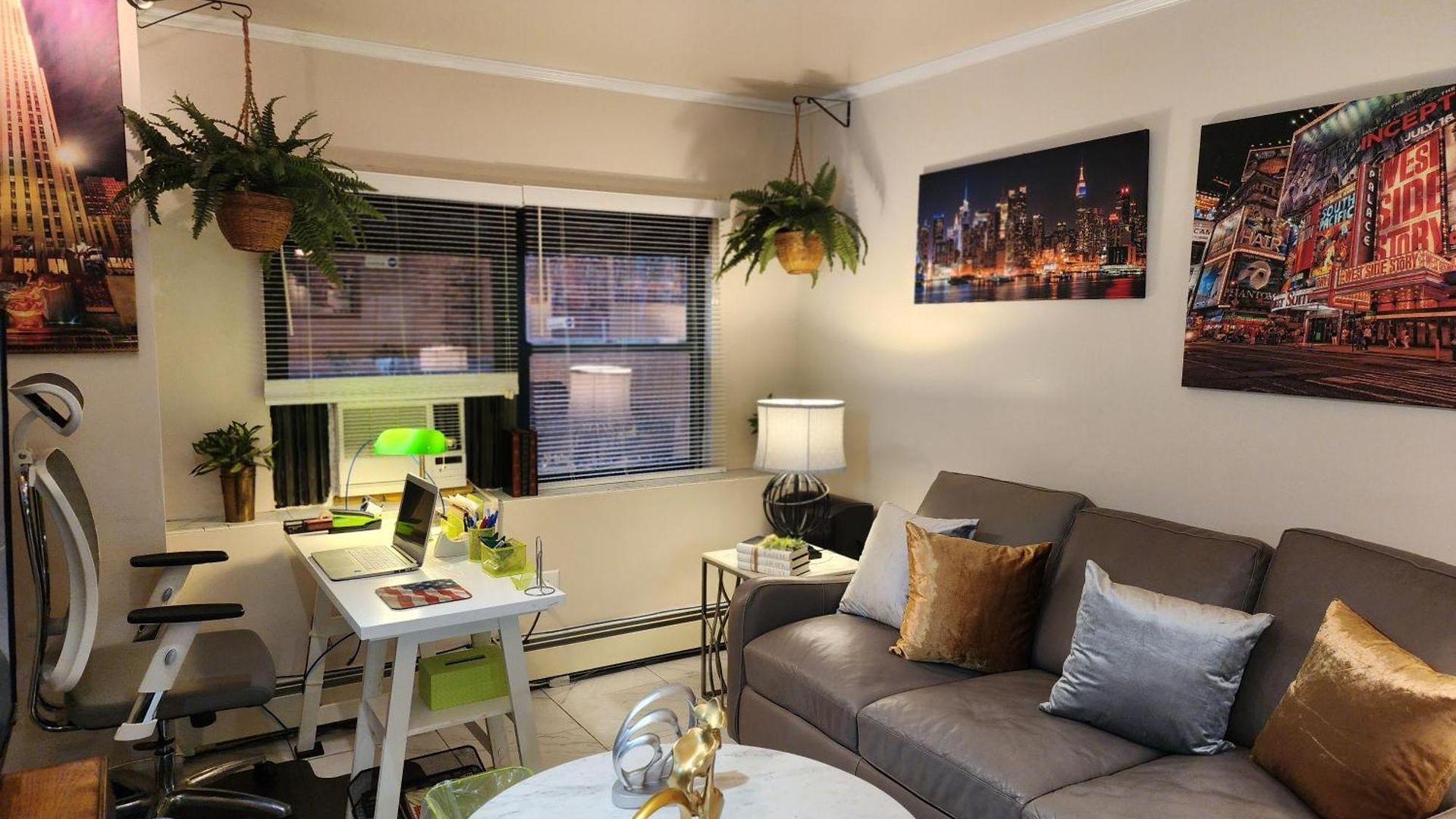 Apartment Two-bedroom Serviced Apartment: High-speed Wi-fi & Bi-monthly Housekeeping