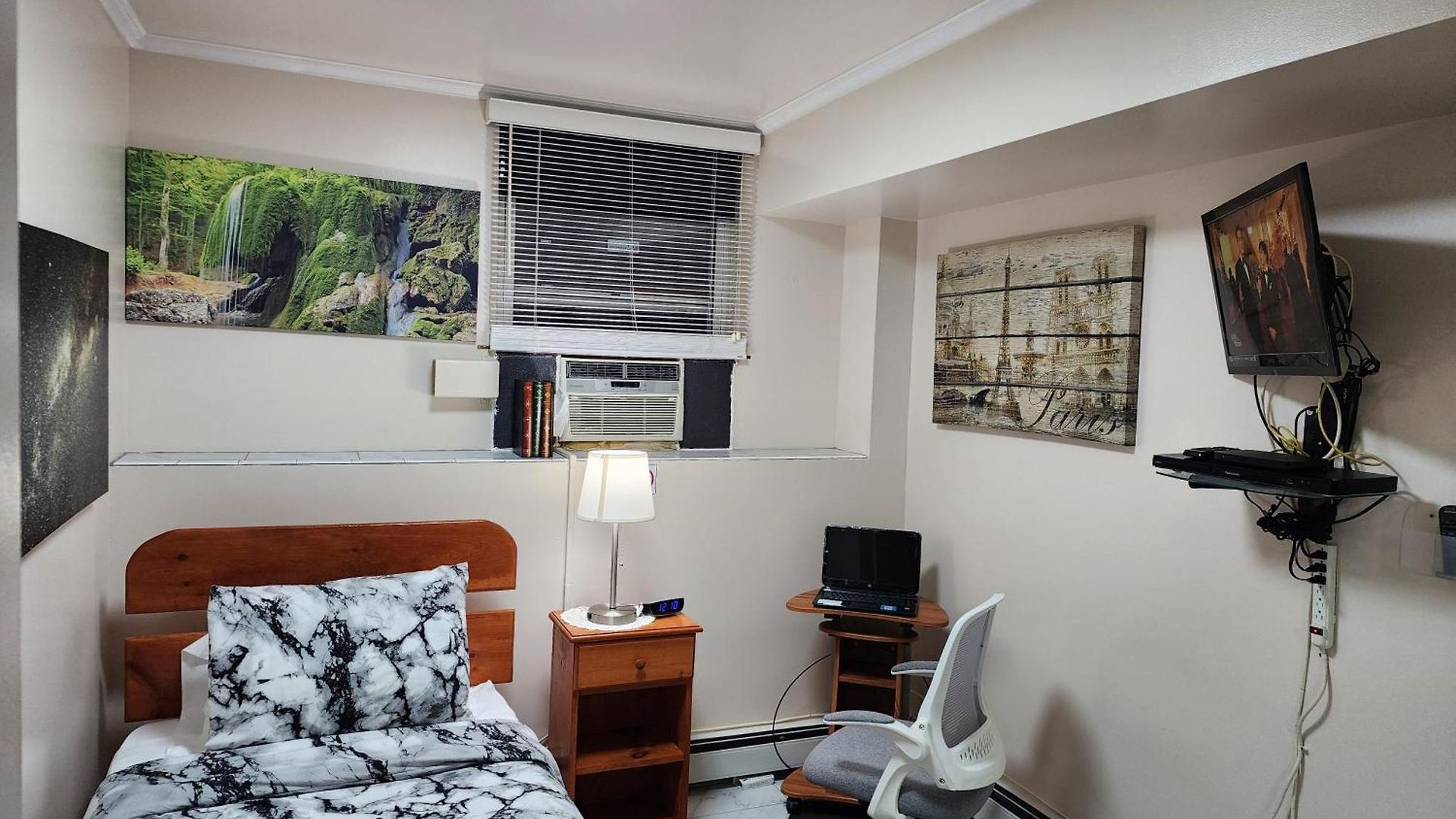 Two-bedroom Serviced Apartment: High-speed Wi-fi & Bi-monthly Housekeeping Apartment New York
