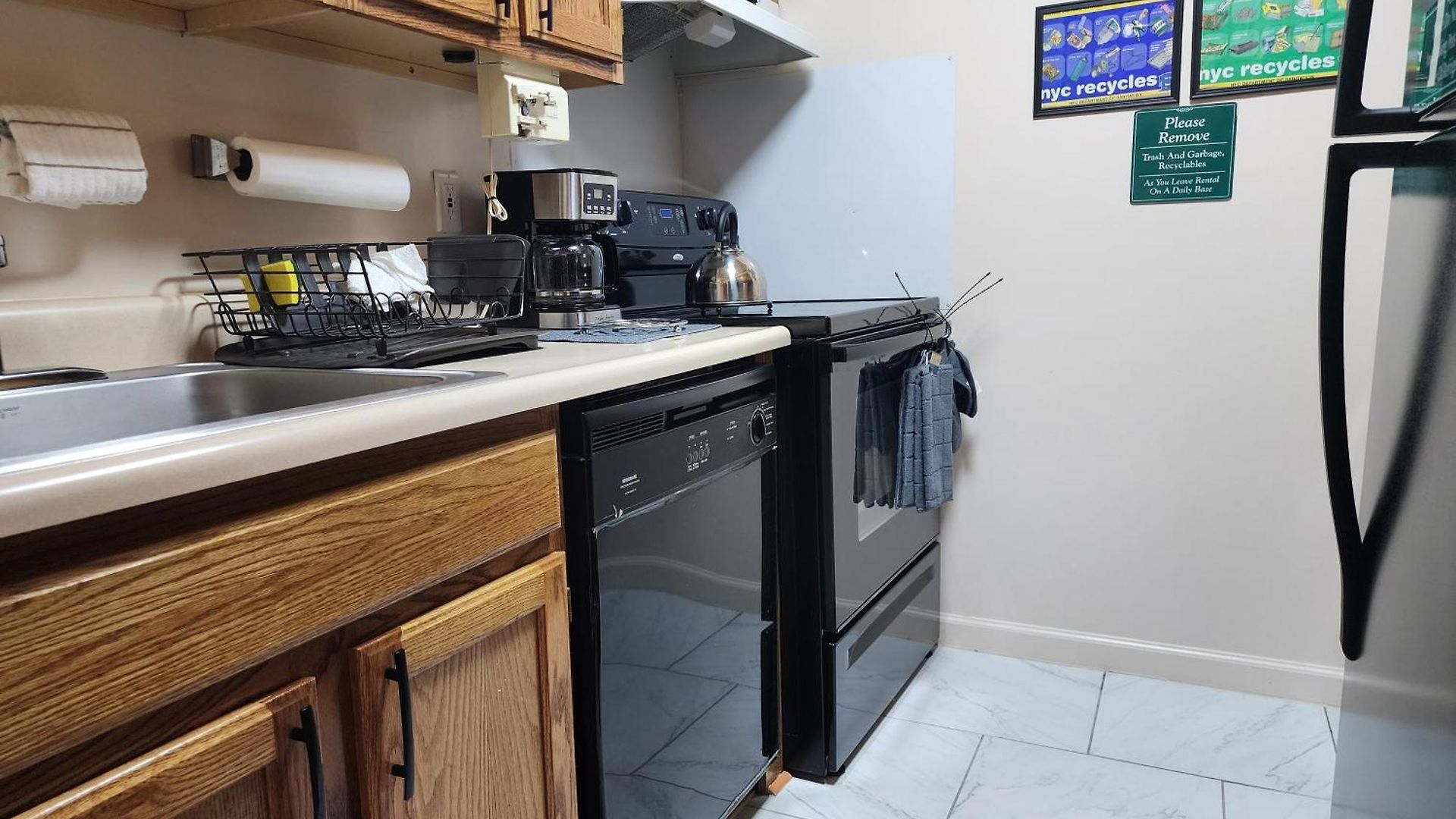Travel Nurse Housing & Internationals Travelers, College Student, Young Business Professionals - Corporate Housing Accommodation, Offsite Employee & Vacation Temporary Short-terms Bookings *