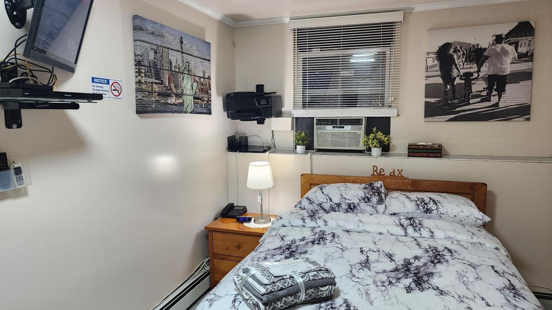 Booking.com Exxlusive: Fully Furnished One Bedroom Entire With Full Size Bed. For One Person Or Couple, Soulmate Positive Friendship Apartment New York