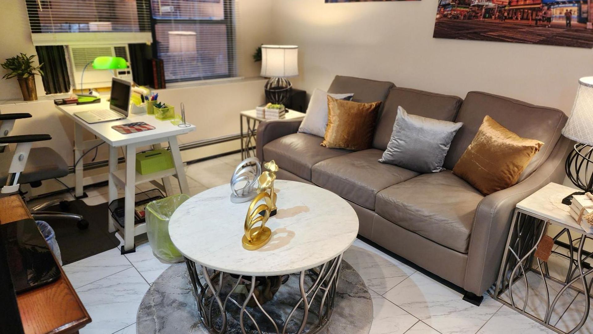 Travel Nurse Housing & Internationals Travelers, College Student, Young Business Professionals - Corporate Housing Accommodation, Offsite Employee & Vacation Temporary Short-terms Bookings Apartment New York