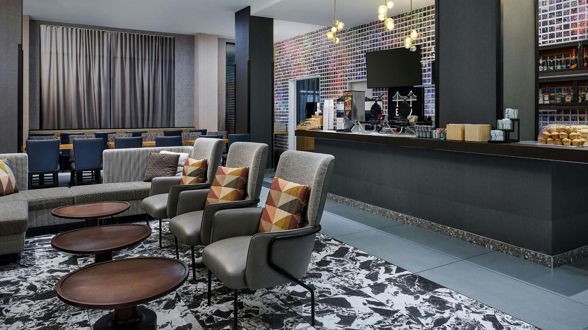 Hotel By Marriott Queens