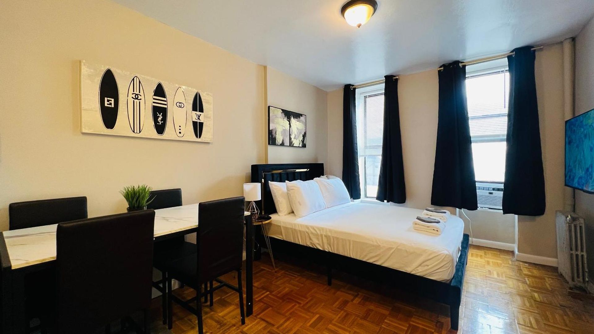 Midtown Manor Apartment *