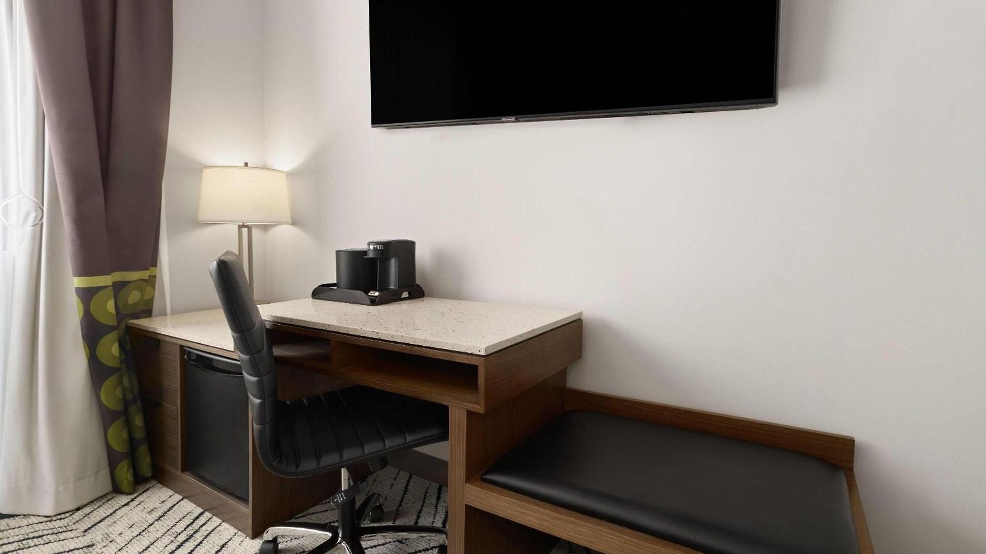 Super 8 By Wyndham Bronx Near Stadium Hotel New York