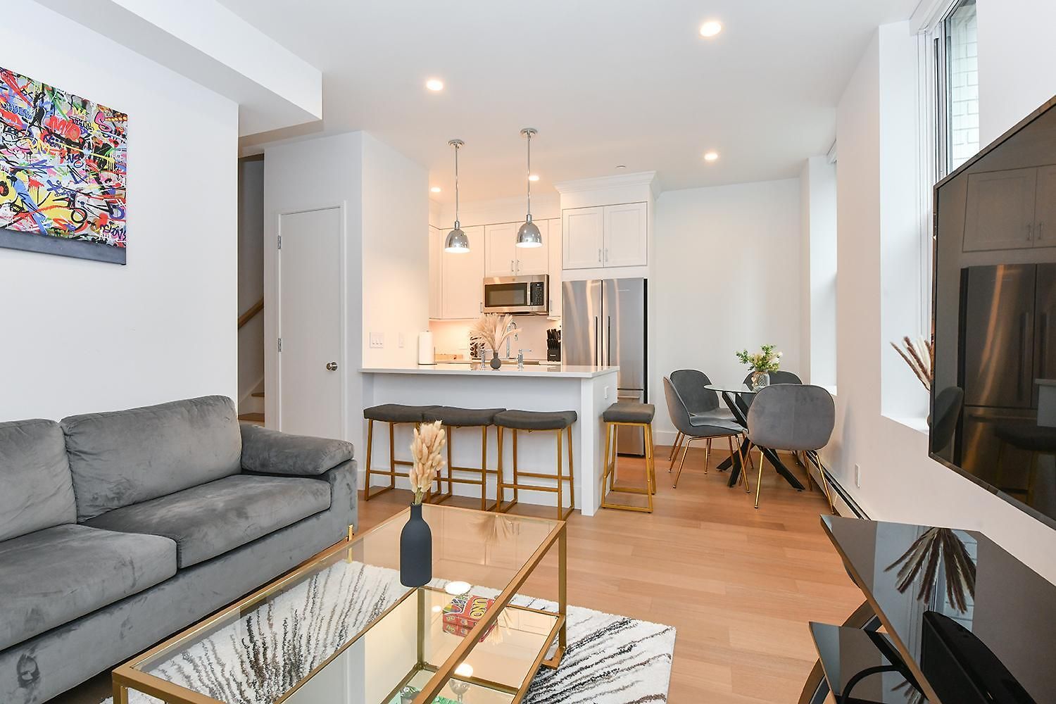 Apartment Sophisticated 3 Bedroom Duplex In The Heart Of Midtown New York