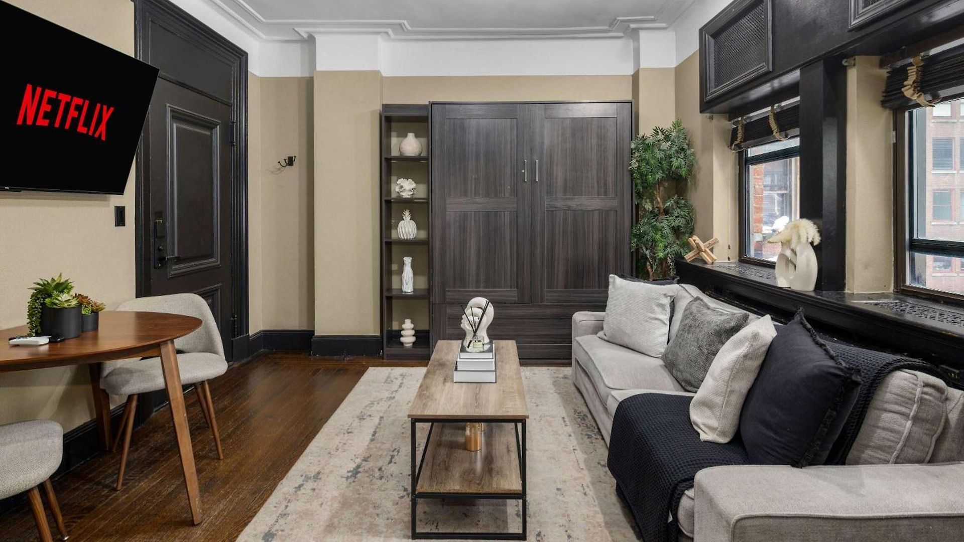 Nyc Walking Distance To Everywhere!