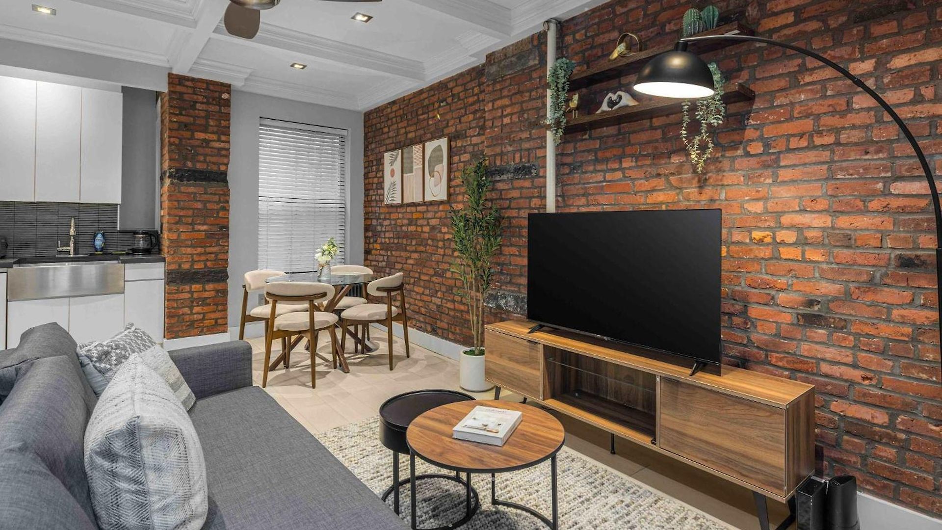Bold Nyc In Fashionable Nolita New York