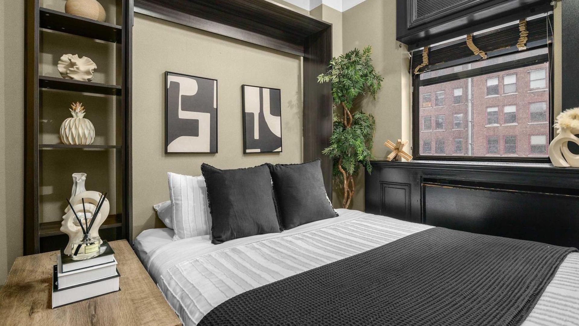 Nyc Walking Distance To Everywhere!