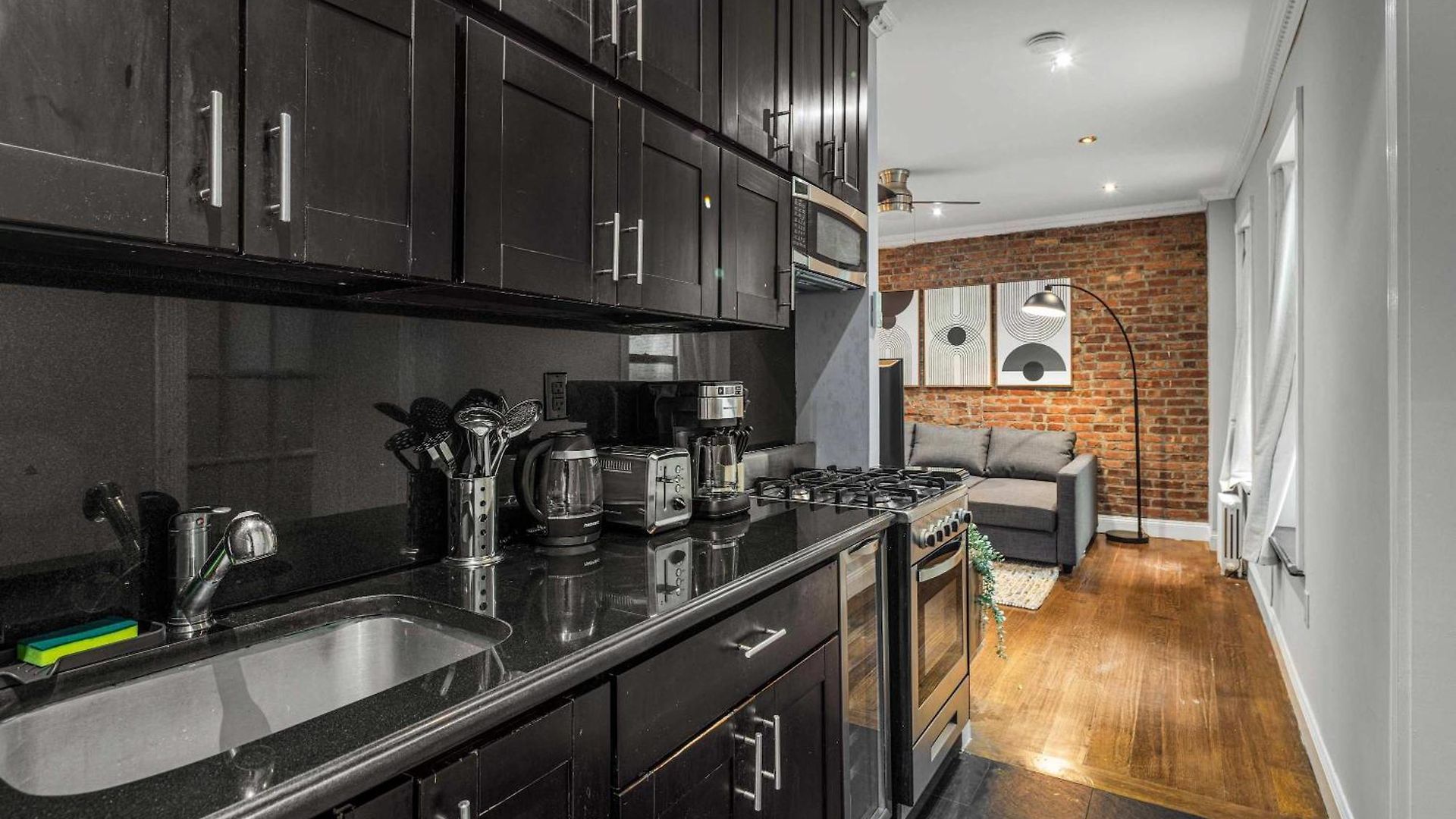Apartment Modern Manhattan Retreat Near Park *