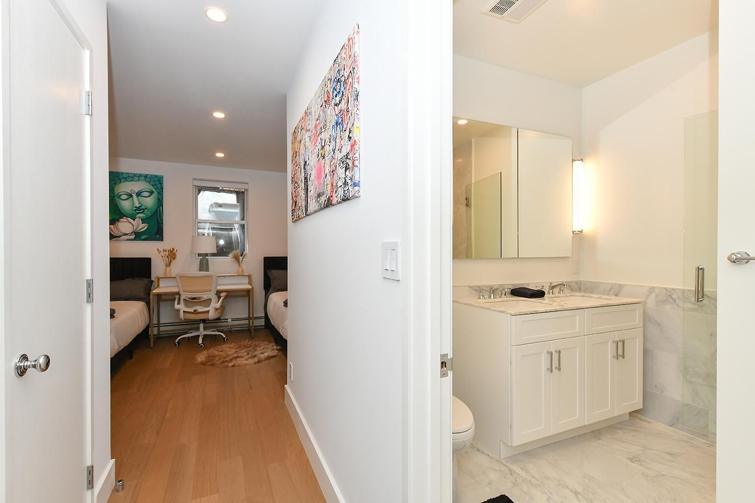 Sophisticated 3 Bedroom Duplex In The Heart Of Midtown * New York